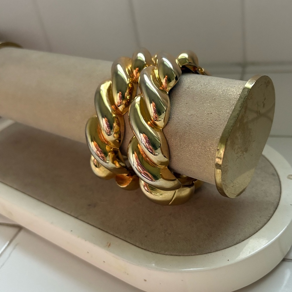 Vintage Gold Bangles - Picture 2 of 5